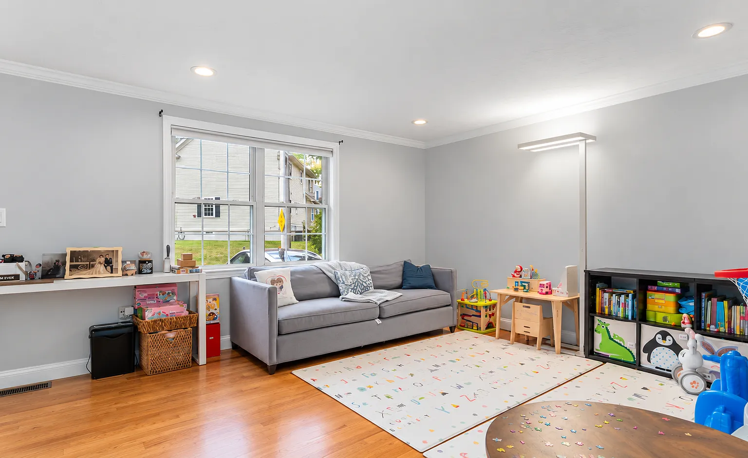 3 bed, 2.5 bath, 2121 sqft, $4,500 — Photo 3