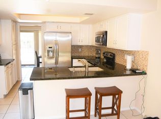 320 E Larkspur Ln, Tempe, AZ 85281
