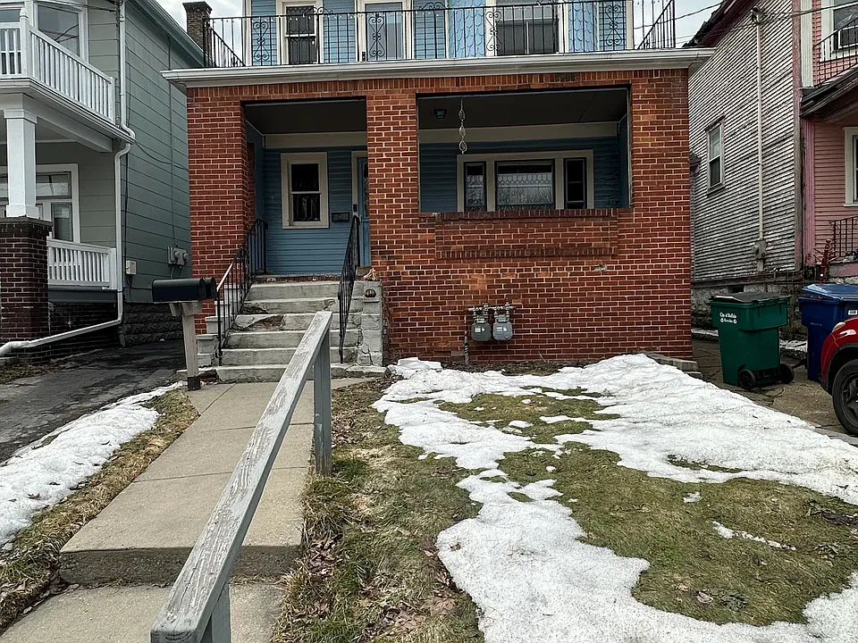 210 Southside Pkwy #2