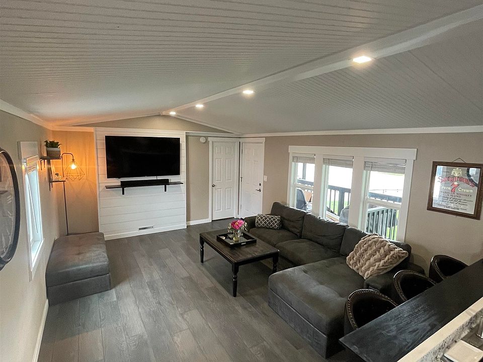 21725 E Wellesley Ave Otis Orchards, WA, 99027 Apartments for Rent