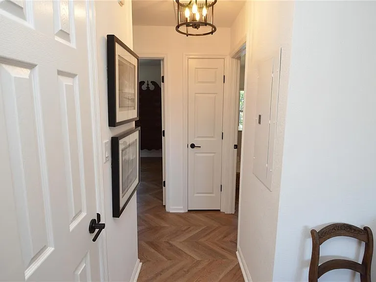5048 Beach Dr SE #F — Photo 22