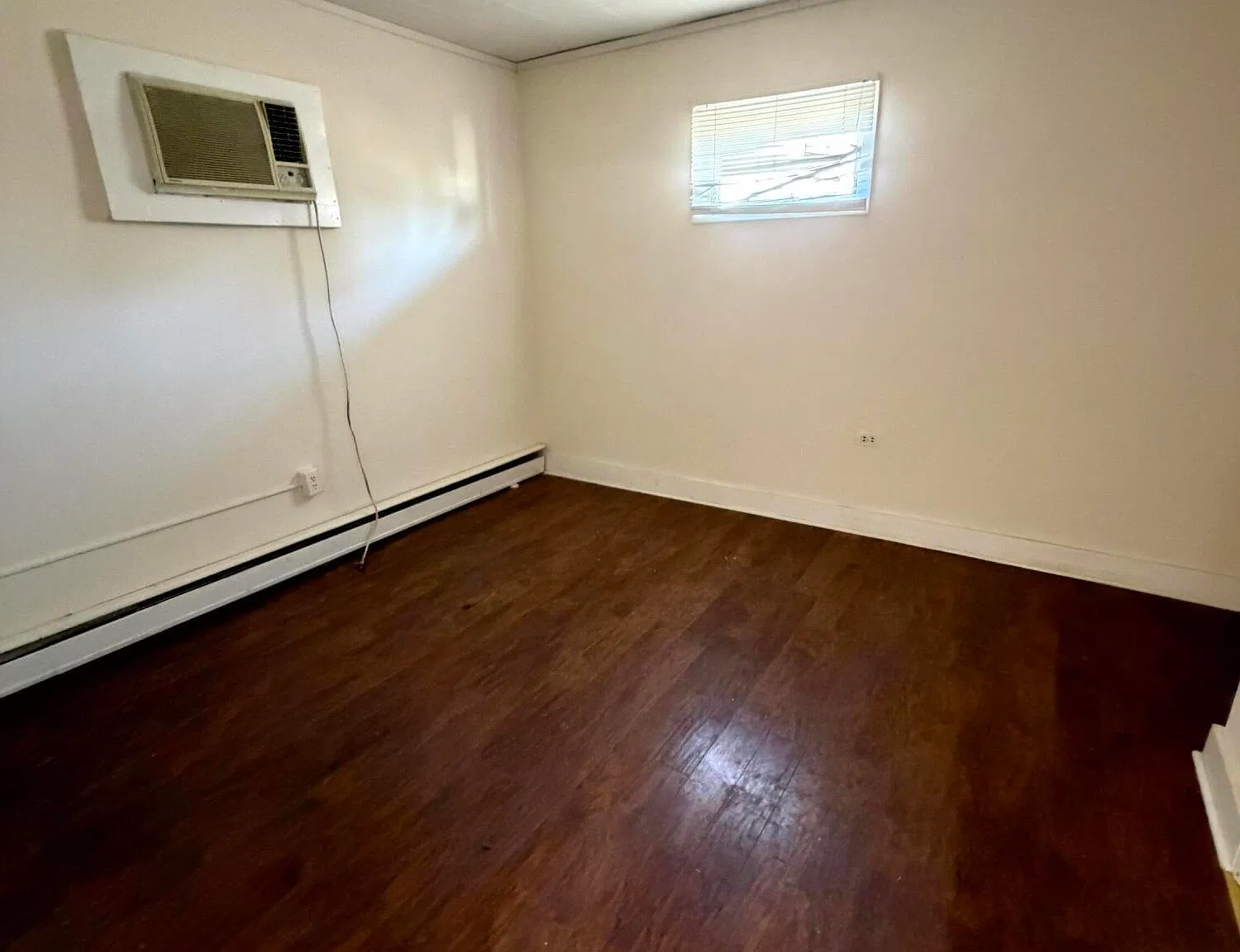 2 bed, 1.0 bath, 1000 sqft, $1,100 — Photo 4