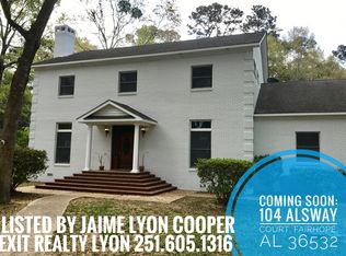 104 Alsway St, Fairhope, AL 36532