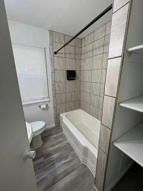 1309 Ave C - 1 — Photo 4