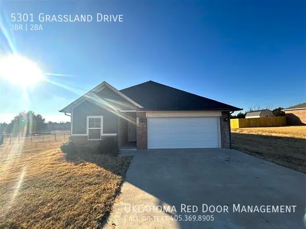 5301 Grassland Dr, Guthrie, OK 73044
