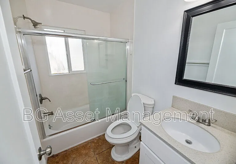 1723 Bayo Vista Ave — Photo 23