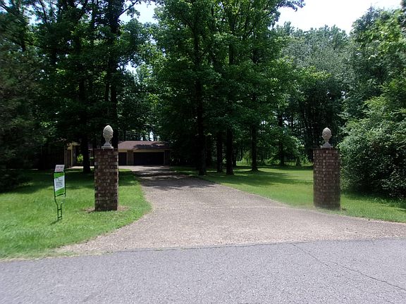 2nd image of 721 Kovel Ct