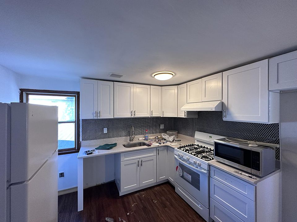 1st image of 1448 L St #2