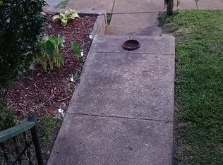 815 Canaan Ave, Saint Louis, MO 63147