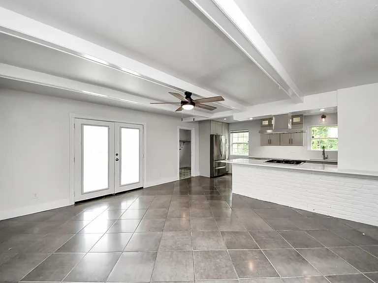 4011 Ebbtide Dr — Photo 11