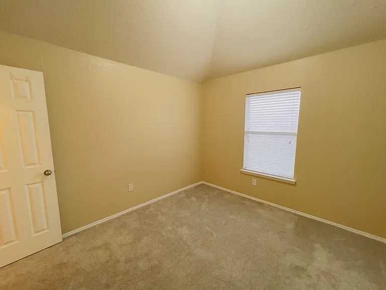 1210 Antoinette Dr — Photo 18