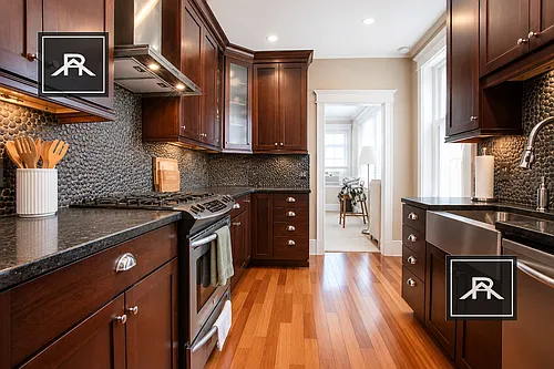 164 Strathmore Rd #23 Photo 1