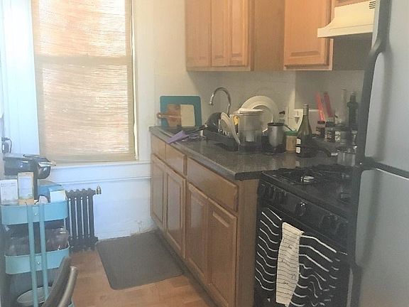 5th image of 3552 Steinway St APT 9