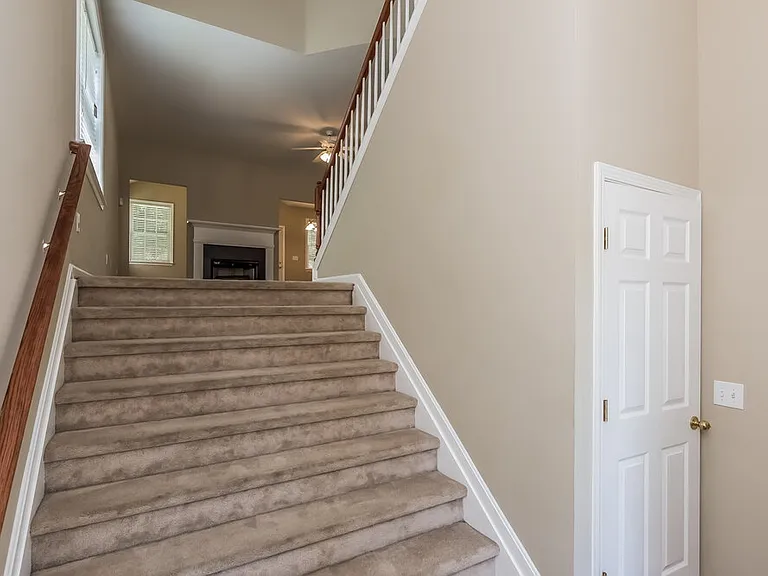 6049 Brookmere Ln — Photo 2