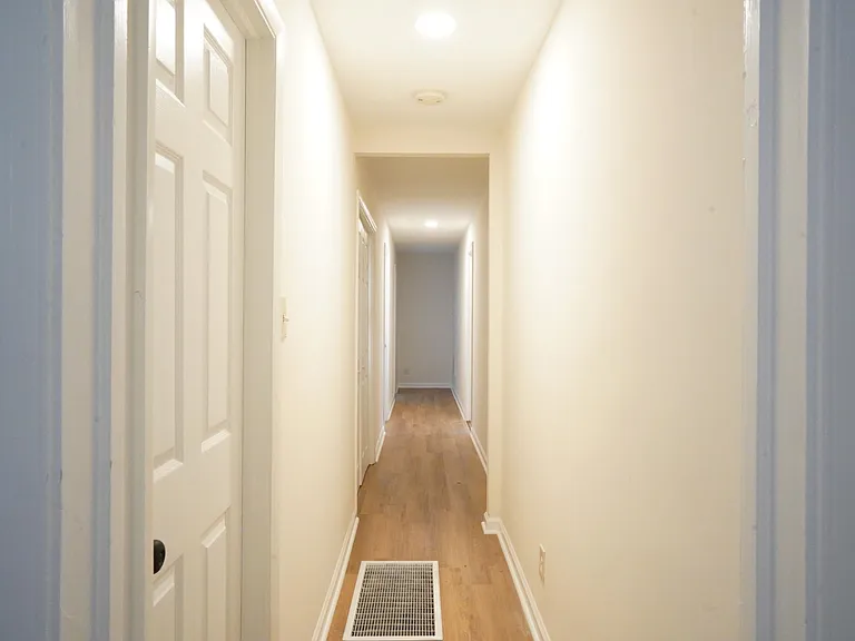 1117 Denny St — Photo 15