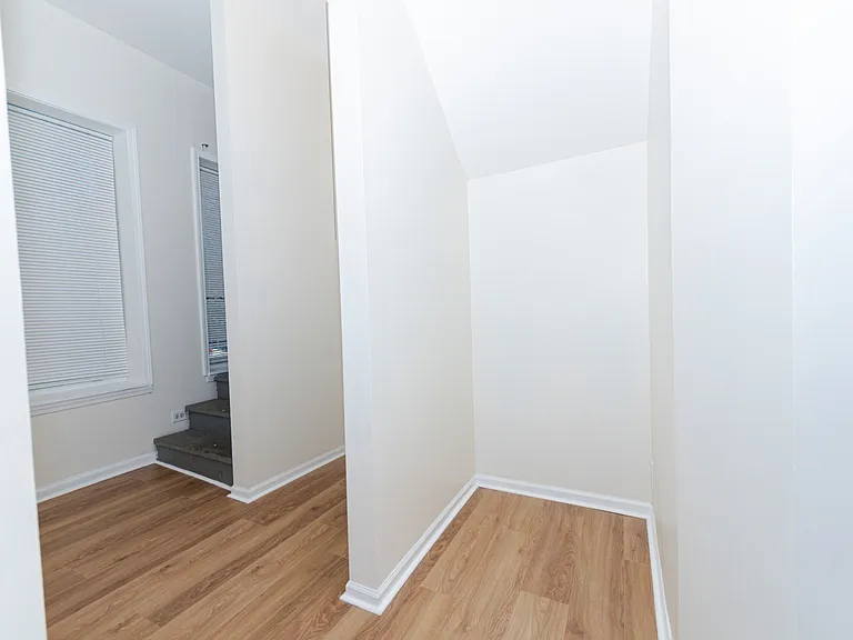 1024 N Western Ave #2 — Photo 20