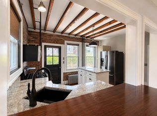 209 3rd St, Newport, RI 02840
