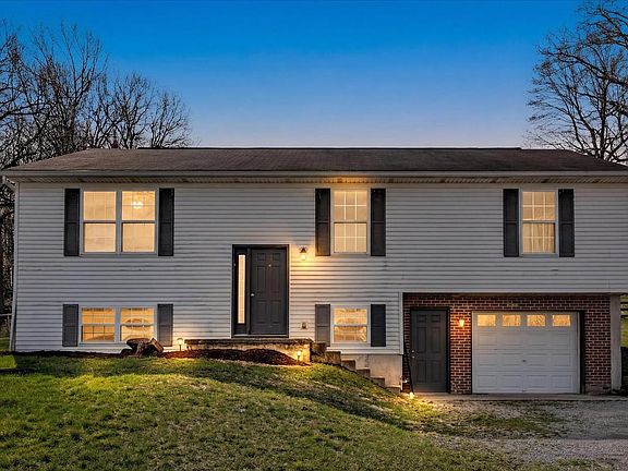 2nd image of 411 Red Hill Rd