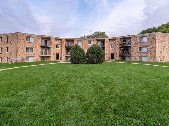 3rd image of 1075 Waterloo Ave #1073273C