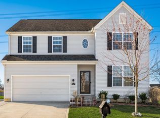 5686 Queen Victoria St, Groveport, OH 43125