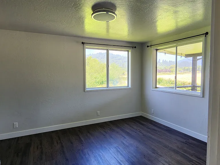 120 Hilton Rd — Photo 10