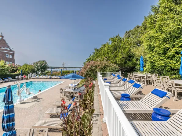 236 Edgemere St #329, Montauk, NY 11954