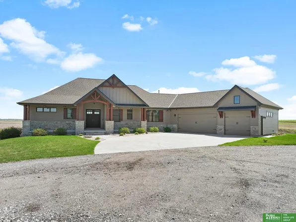 2375 County Road 39, Omaha, NE 68142