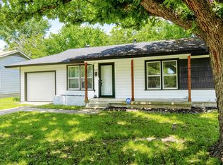 5205 Stephanie Dr, Haltom City, TX 76117