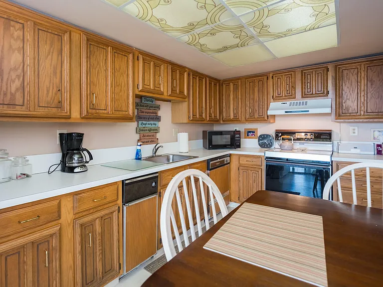 5188 Woodland Lakes Dr #335 — Photo 8