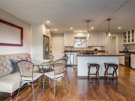 4th image of 10208 Linkwood Dr