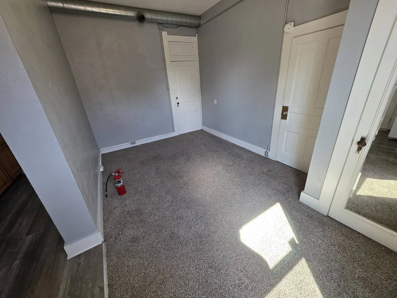 1 bed, $900 — Photo 2