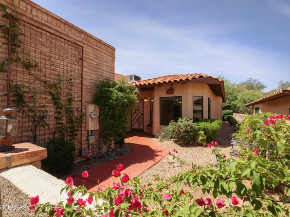 210 E Crooked Stick Dr, Tucson, AZ 85737