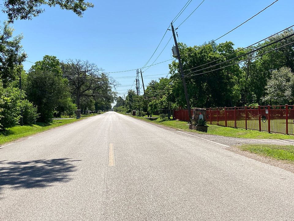 2nd image of 11943 Ticonderoga Rd