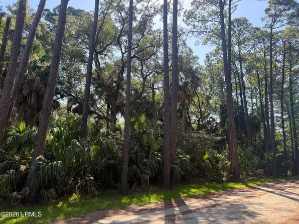706 Seahorse Road, Fripp Island, SC 29920