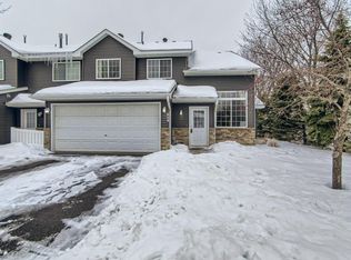909 Horizon Dr SE, New Prague, MN 56071