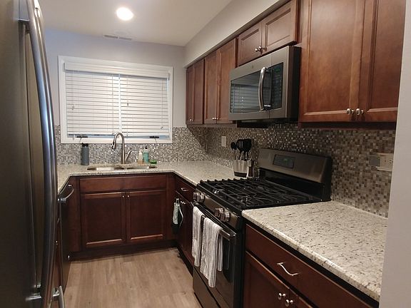 3rd image of 1145 S Park Ter #118