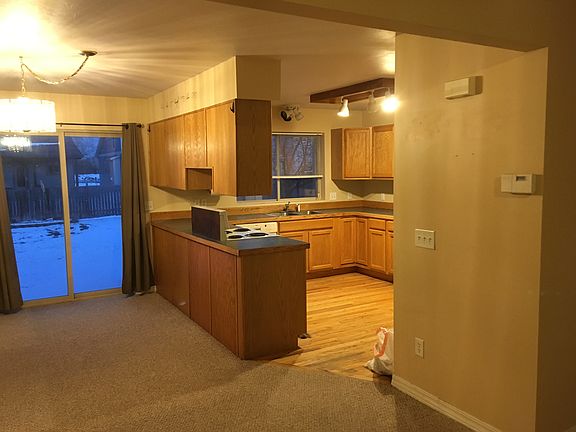 4th image of 736 & 738 Meagher Ave