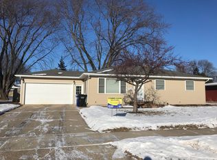 1530 E Glendale Ave, Appleton, WI 54911