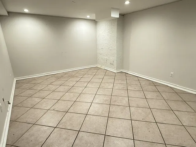 74 Village Ln — Photo 11
