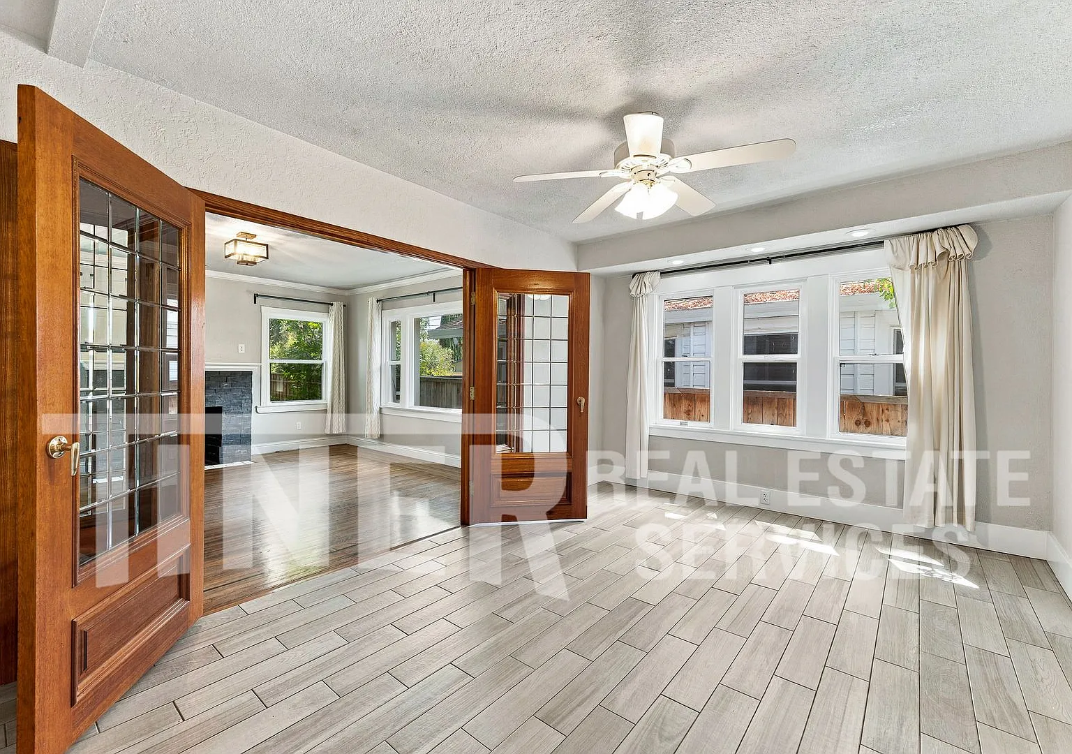1321 Lochbrae Rd - Tier 1 — Photo 4