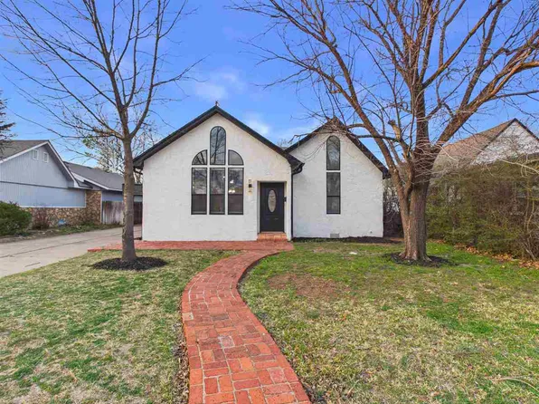 1129 NW Maple Ave, Lawton, OK 73507