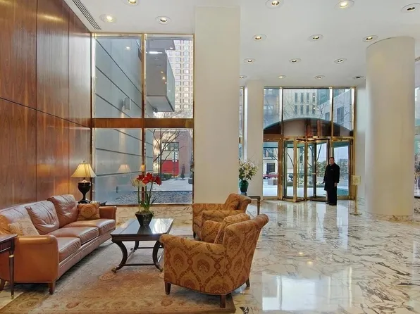 235 East 40th Street 11G image 18 of 19