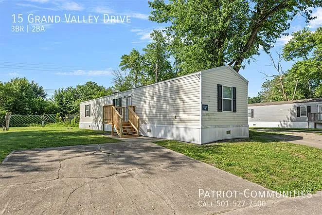 15 Grand Valley Dr