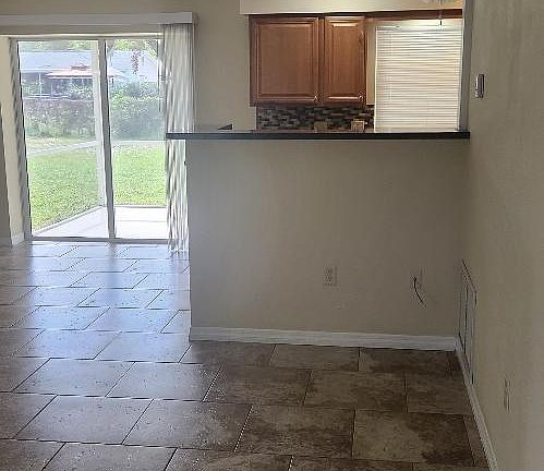 4th image of 2824 New England St
