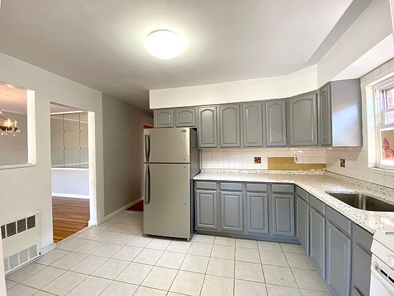2nd image of 58-17 182nd St #2