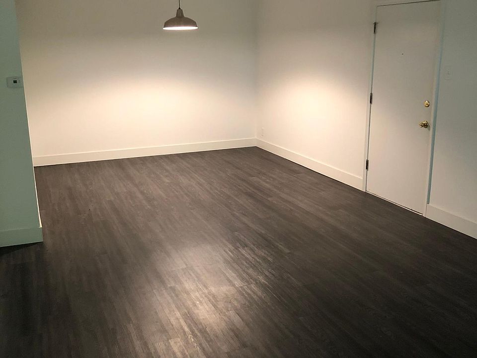 1st image of 623 Highland Park Dr #H