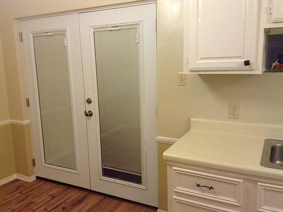 3rd image of 4432 Harlanwood Dr APT 227