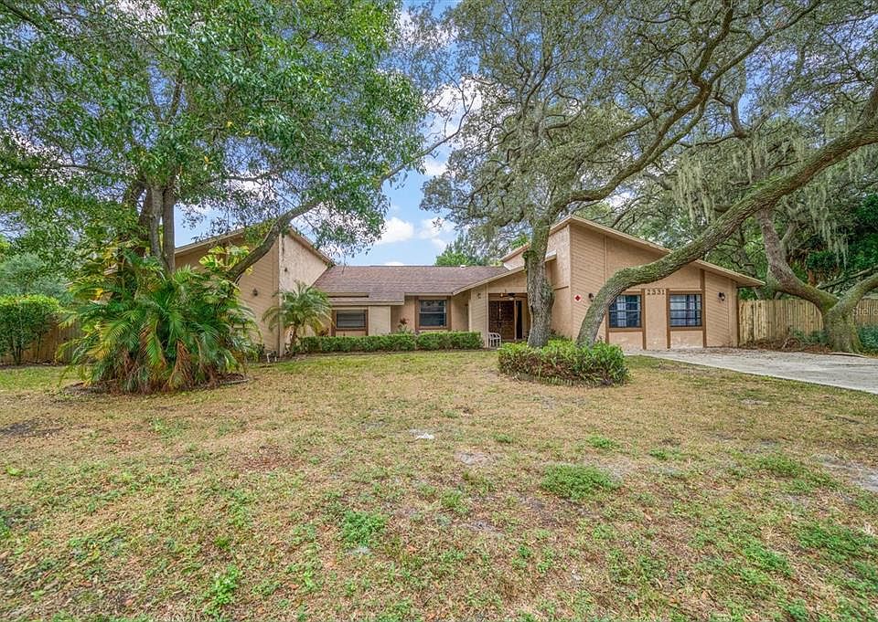 1st image of 2331 PEMBROOK DRIVE