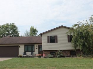 2022 El Camino Dr, Xenia, OH 45385