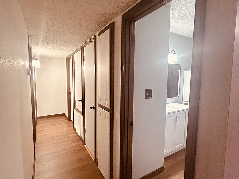 220 Long Beach Dr — Photo 17
